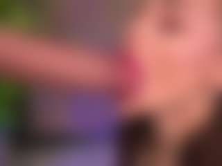 Bllowjoyy's Live Sex Cam Show