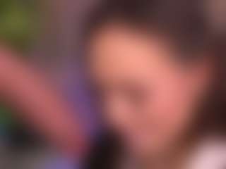 Bllowjoyy's Live Sex Cam Show