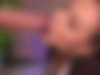 Bllowjoyy's Live Sex Cam Show