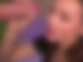 Bllowjoyy's Live Sex Cam Show