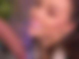 Bllowjoyy's Live Sex Cam Show