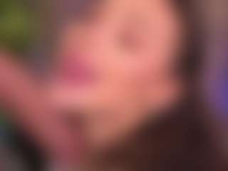 Bllowjoyy's Live Sex Cam Show