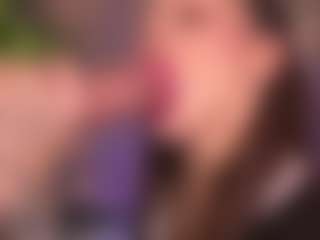 Bllowjoyy's Live Sex Cam Show