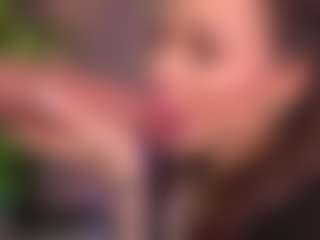 Bllowjoyy's Live Sex Cam Show