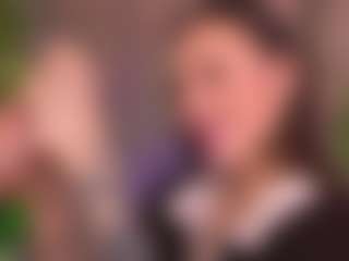 Bllowjoyy's Live Sex Cam Show