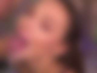 Bllowjoyy's Live Sex Cam Show