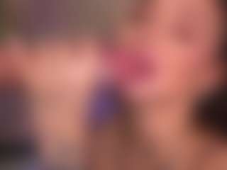 Bllowjoyy's Live Sex Cam Show