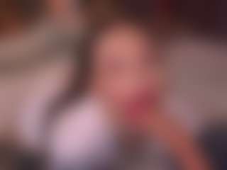 Bllowjoyy's Live Sex Cam Show