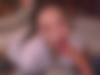 Bllowjoyy's Live Sex Cam Show