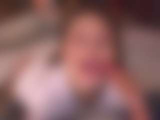 Bllowjoyy's Live Sex Cam Show