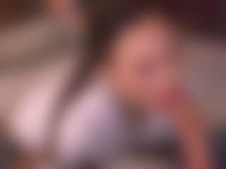Bllowjoyy's Live Sex Cam Show