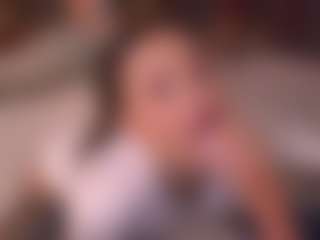Bllowjoyy's Live Sex Cam Show