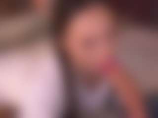 Bllowjoyy's Live Sex Cam Show