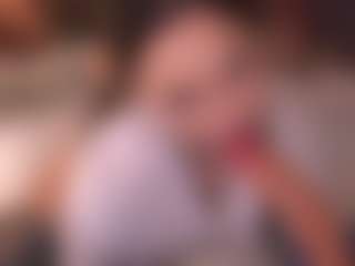 Bllowjoyy's Live Sex Cam Show