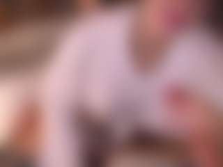 Bllowjoyy's Live Sex Cam Show