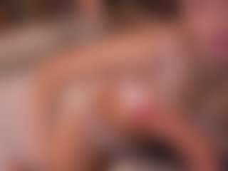 Bllowjoyy's Live Sex Cam Show