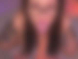 Bllowjoyy's Live Sex Cam Show