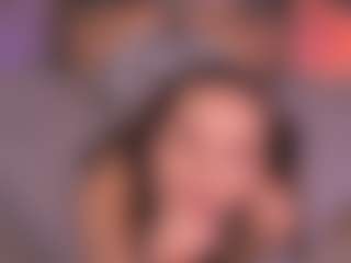 Bllowjoyy's Live Sex Cam Show