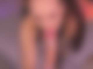 Bllowjoyy's Live Sex Cam Show