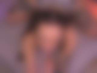 Bllowjoyy's Live Sex Cam Show