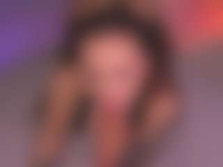 Bllowjoyy's Live Sex Cam Show