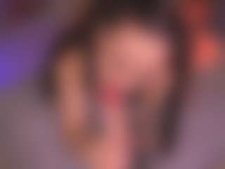 Bllowjoyy's Live Sex Cam Show