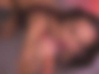 Bllowjoyy's Live Sex Cam Show