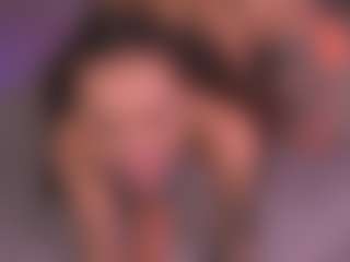 Bllowjoyy's Live Sex Cam Show