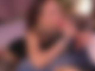 Bllowjoyy's Live Sex Cam Show