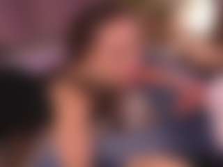 Bllowjoyy's Live Sex Cam Show