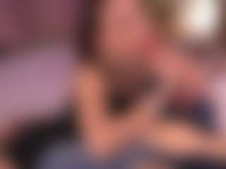 Bllowjoyy's Live Sex Cam Show