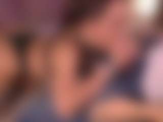Bllowjoyy's Live Sex Cam Show
