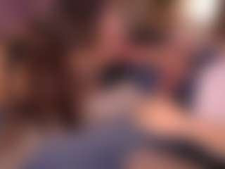 Bllowjoyy's Live Sex Cam Show