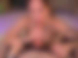 Bllowjoyy's Live Sex Cam Show