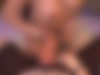 Bllowjoyy's Live Sex Cam Show