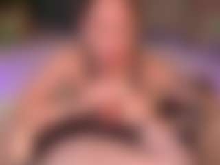 Bllowjoyy's Live Sex Cam Show