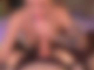 Bllowjoyy's Live Sex Cam Show