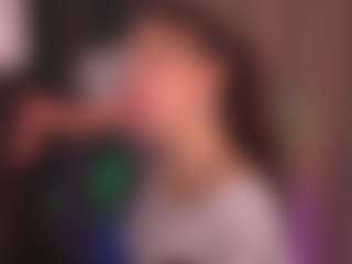 Bllowjoyy's Live Sex Cam Show