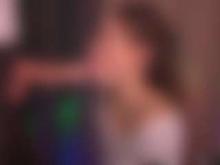 Bllowjoyy's Live Sex Cam Show