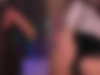 Bllowjoyy's Live Sex Cam Show