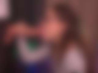 Bllowjoyy's Live Sex Cam Show
