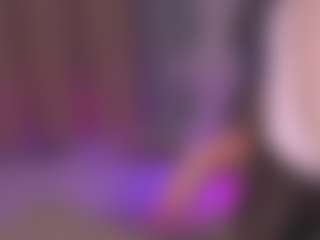 Bllowjoyy's Live Sex Cam Show