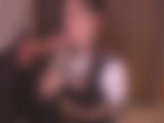 Bllowjoyy's Live Sex Cam Show