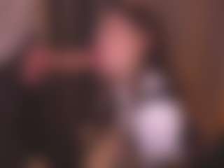 Bllowjoyy's Live Sex Cam Show