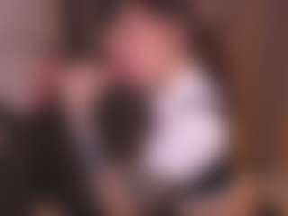 Bllowjoyy's Live Sex Cam Show