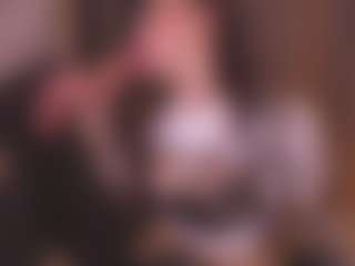 Bllowjoyy's Live Sex Cam Show