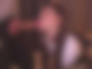Bllowjoyy's Live Sex Cam Show