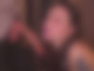 Bllowjoyy's Live Sex Cam Show