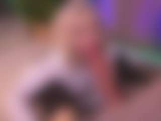 Bllowjoyy's Live Sex Cam Show