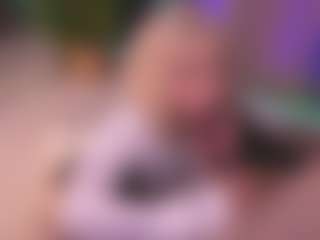 Bllowjoyy's Live Sex Cam Show